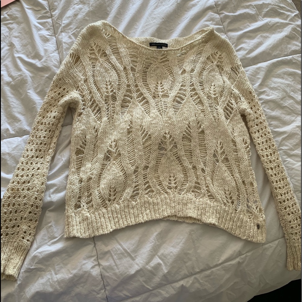American Eagle White Sweater